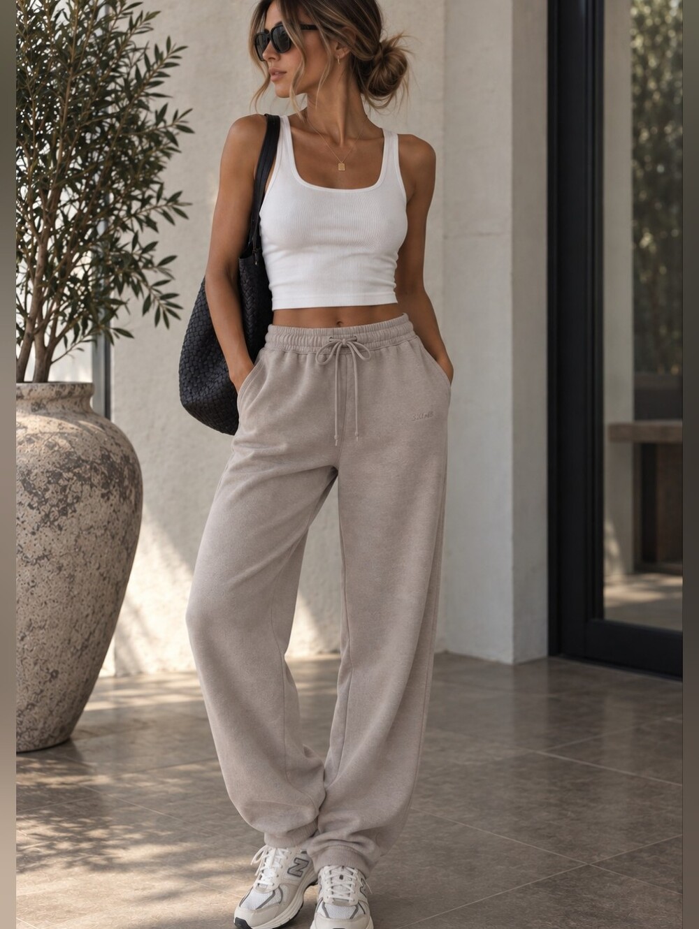 SKIMS NWT French Terry Cotton Joggers Size SMALL RARE OYSTER color